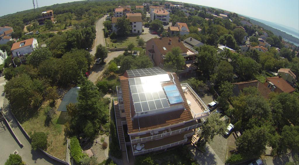 Apartments And Rooms Нівице Екстер'єр фото